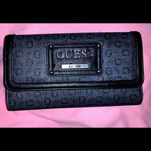 Guess 1981 wallet
